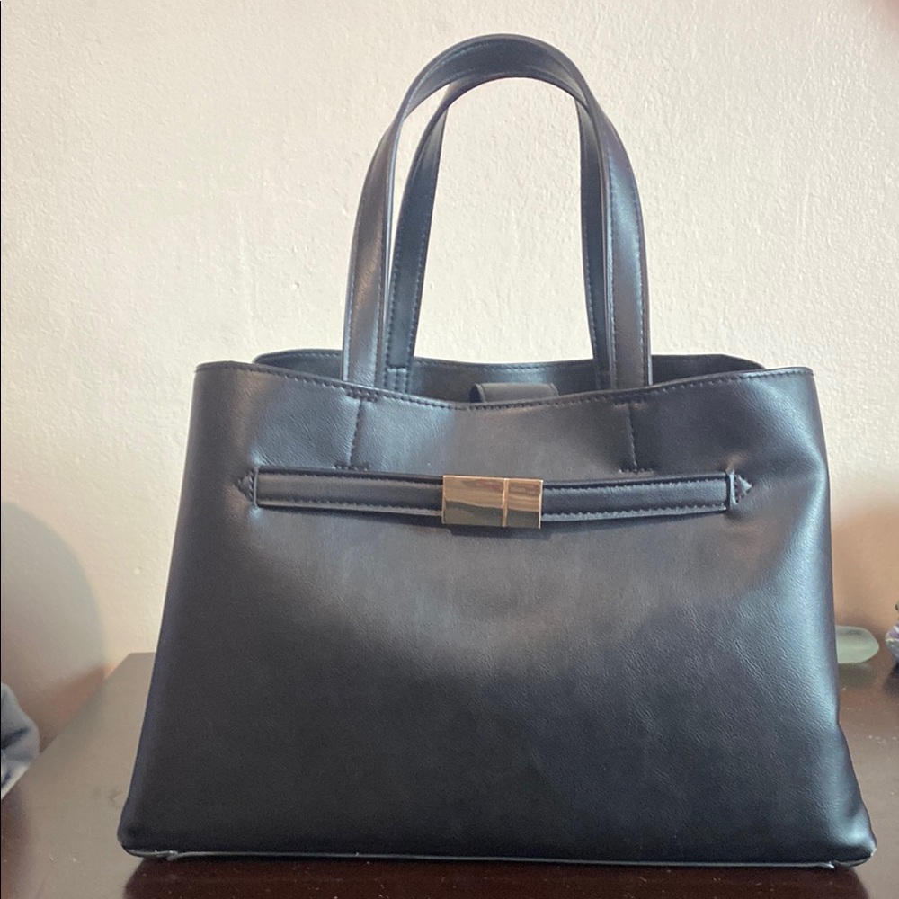 Elegant Black Leather Tote Bag